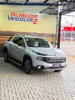 FIAT TORO 2.0 16V TURBO DIESEL VOLCANO 4WD AT9